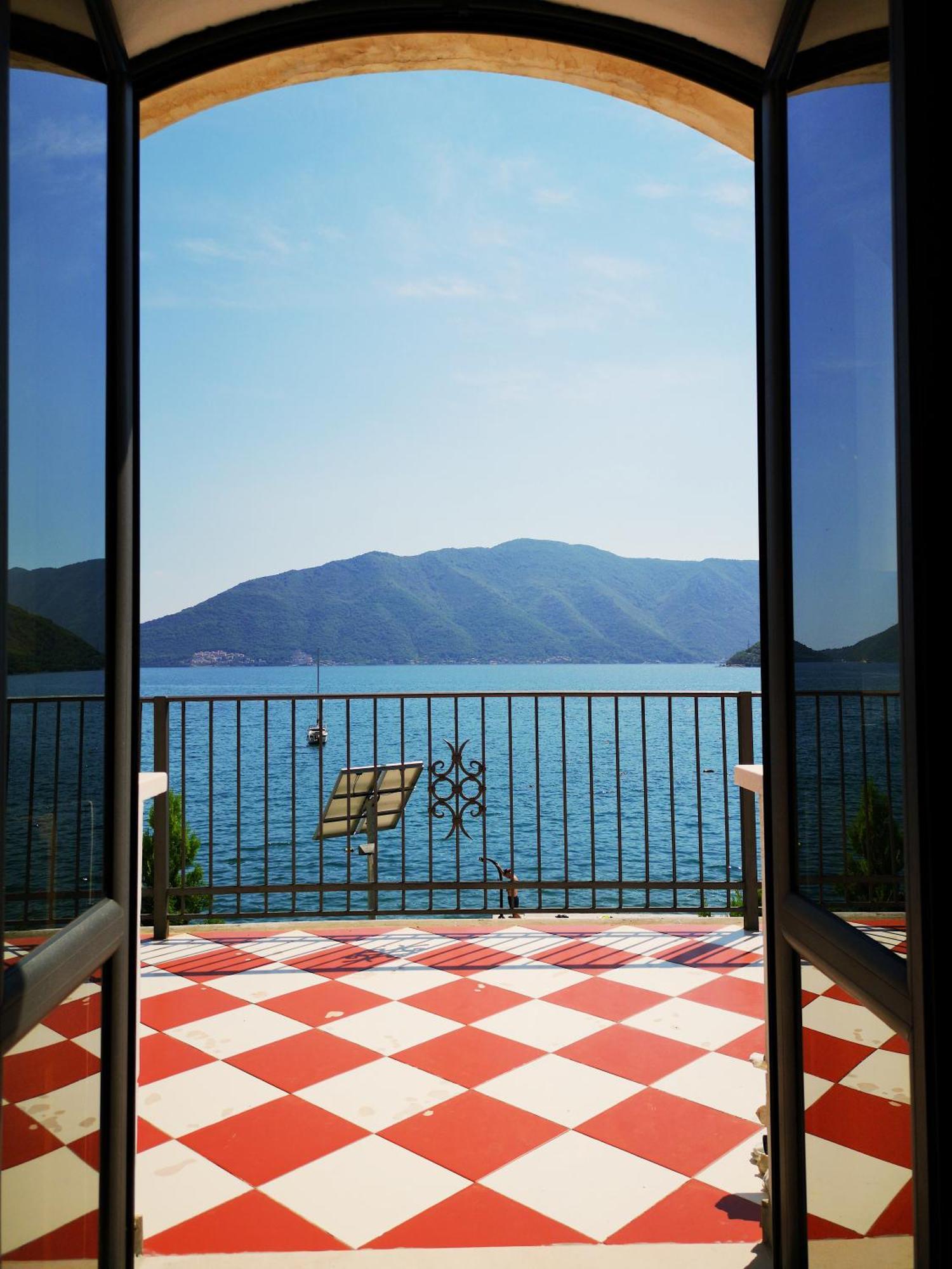 Villa Teuta Risan Exterior photo